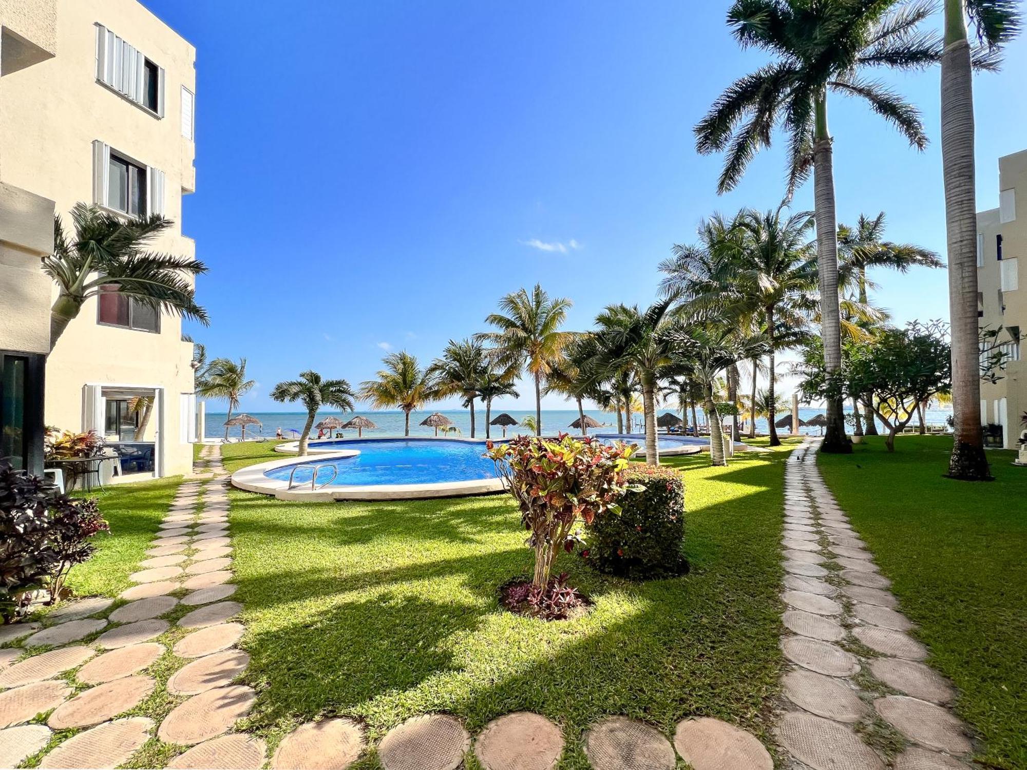 Bello Mar De Cancun, Beautiful 2Br 2Ba Condo Overlooking Beach Spectacular View! Exterior photo